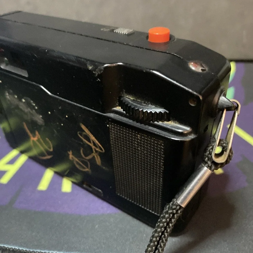 Vivitar EF35 35mm Film Camera Vintage Point & Shoot Retro Camera B2